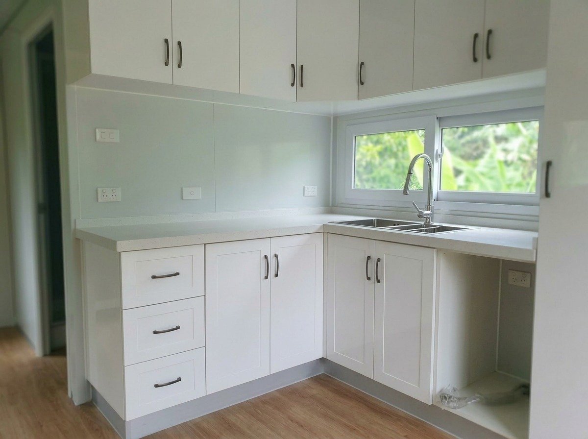 Iris L-shaped kitchen