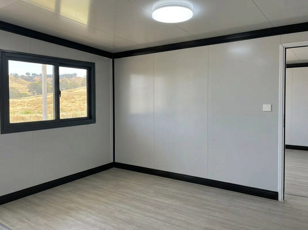Second bedroom