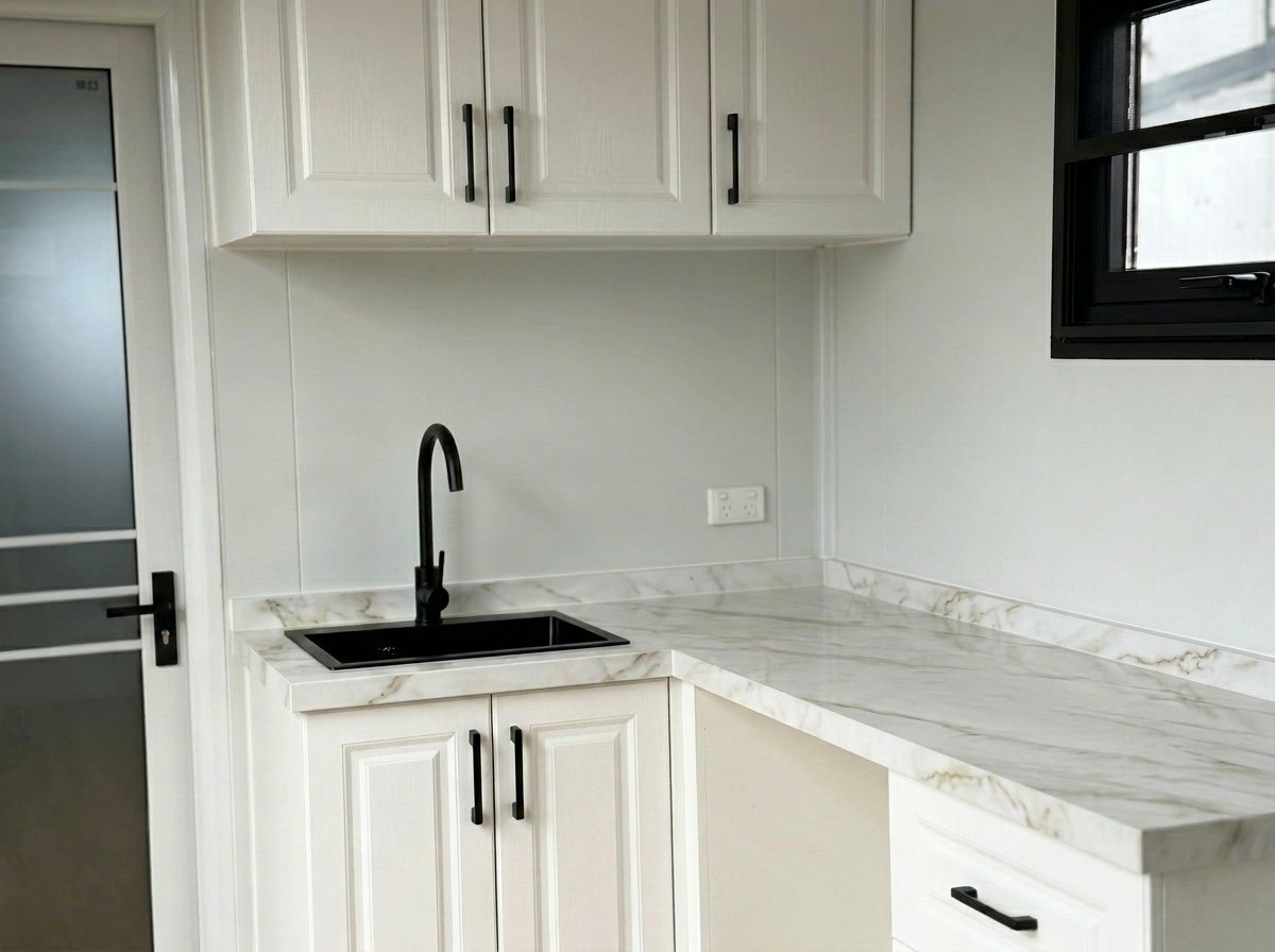 Sink & tapware