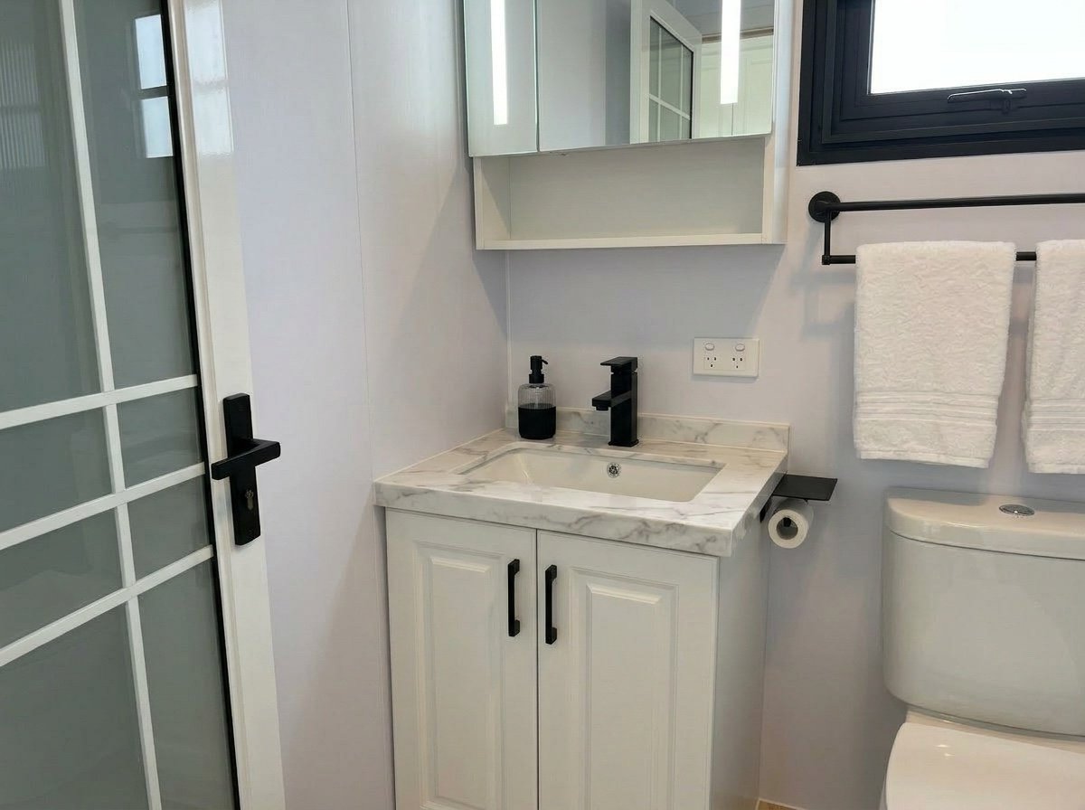 Bathroom vanity